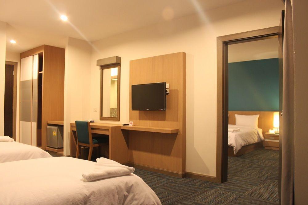 Hotel S Tara Grand Surat Thani Exteriér fotografie