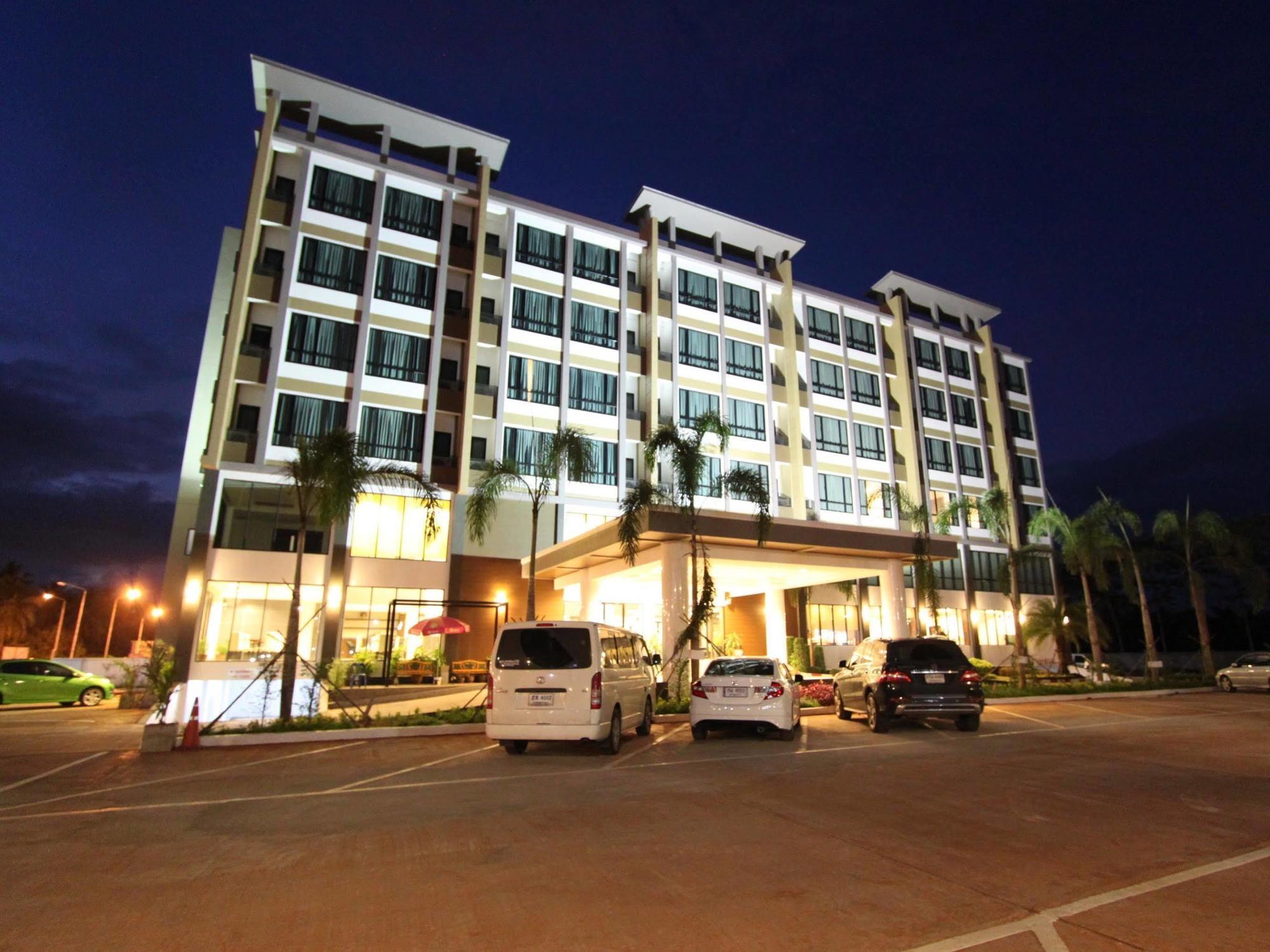 Hotel S Tara Grand Surat Thani Exteriér fotografie